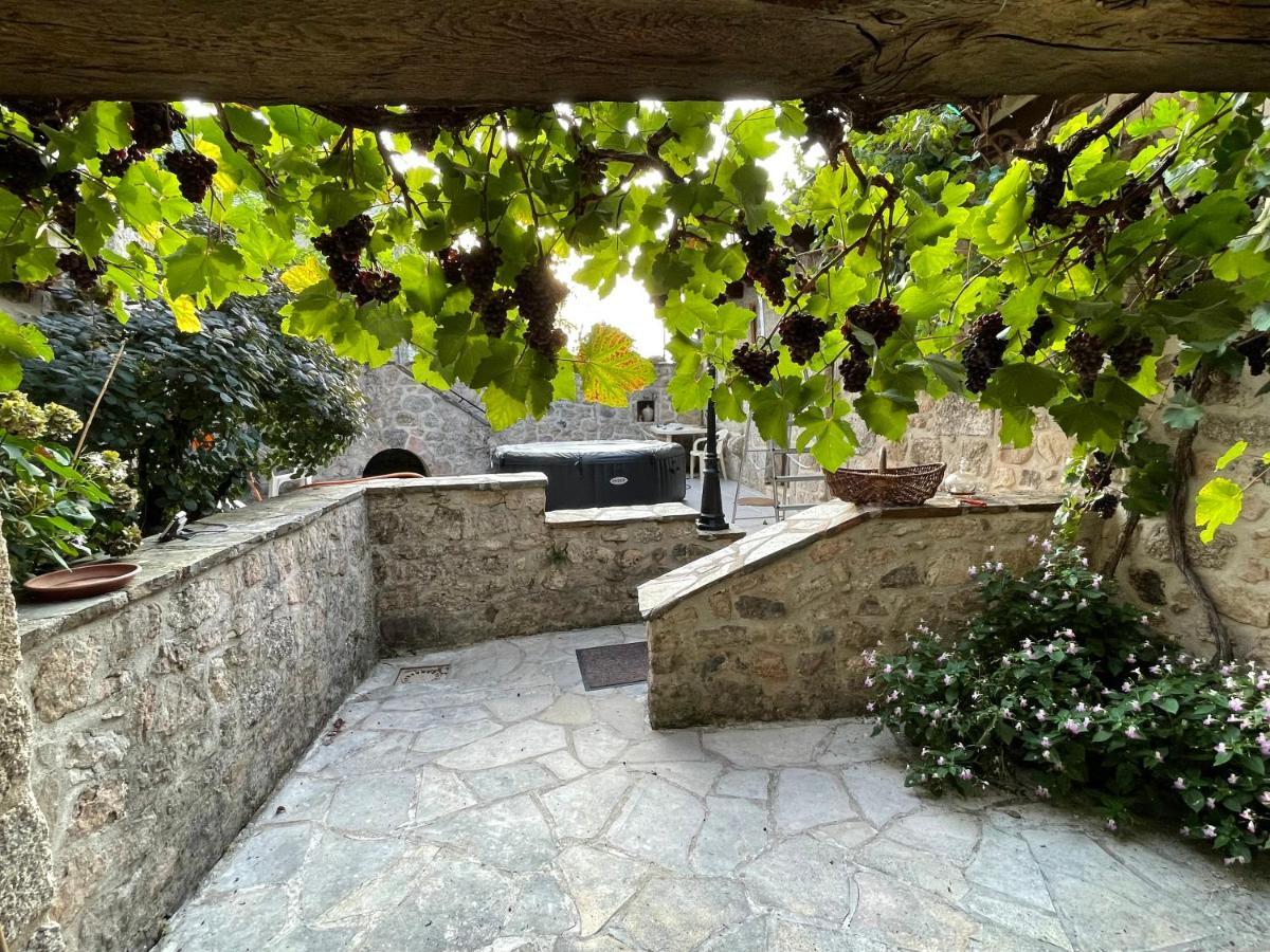La Maison De Mon Pere Le Nayrac Εξωτερικό φωτογραφία
