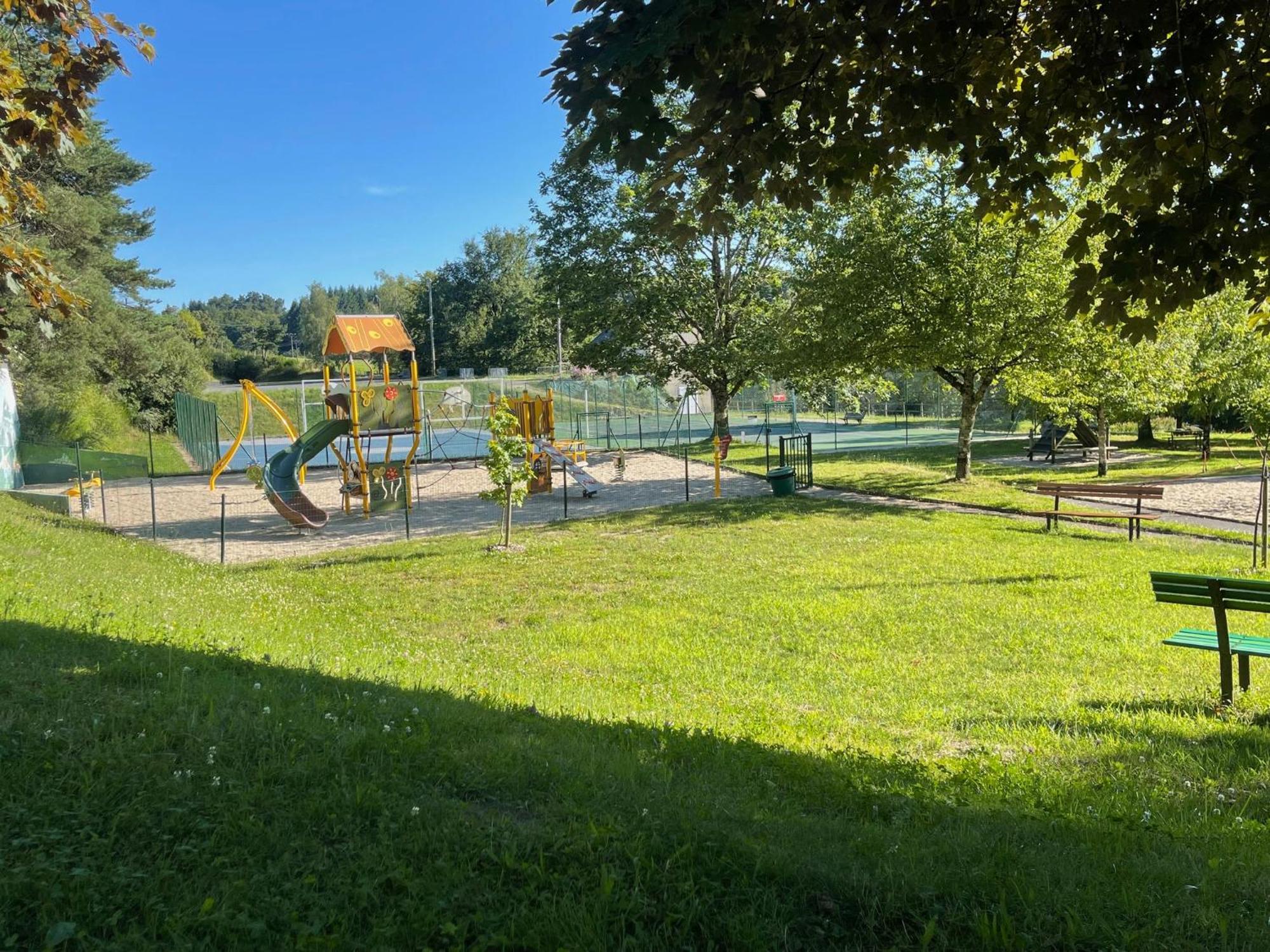 La Maison De Mon Pere Le Nayrac Εξωτερικό φωτογραφία
